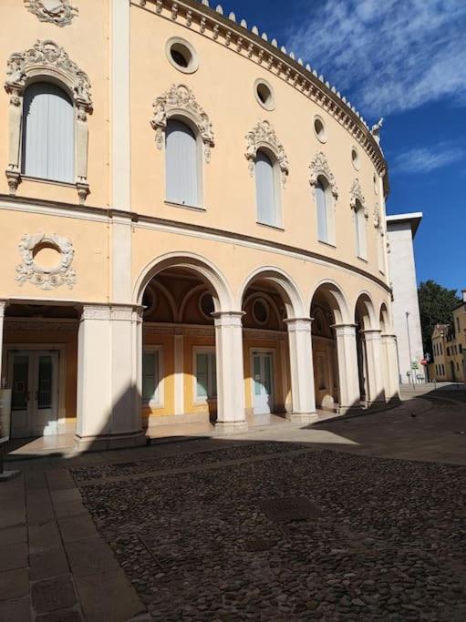 -Free Parking & Wifi- 10 Minuti Dal Centro Leilighet Padova Eksteriør bilde